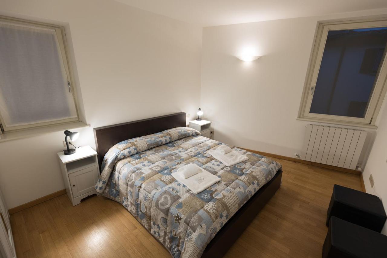 Villa Casa Piazza Del Porto à Lovere Extérieur photo